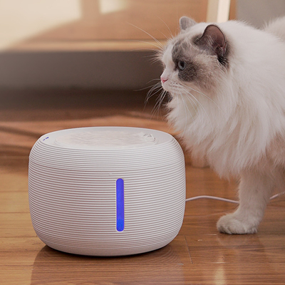 gioco di 1.5W Smart Cat Drinking Fountain Plug And con carbonio attivato Ion Filter