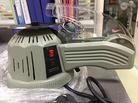 Uso elettrico di plastica dell'ufficio di larghezza dell'erogatore da tavolino trasparente solido 3mm del nastro